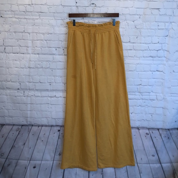Colsie Pants - Colsie Dark Yellow Wide leg pants size M